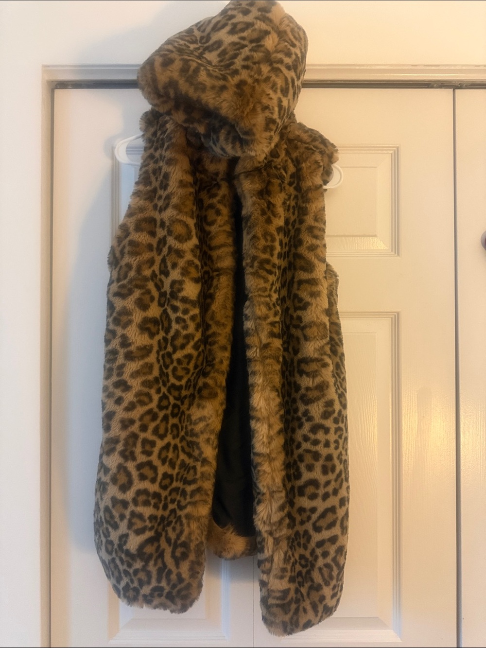 Carmen Marc Valvo Leopard Print Faux Fur Hooded Vest - Brown/Black